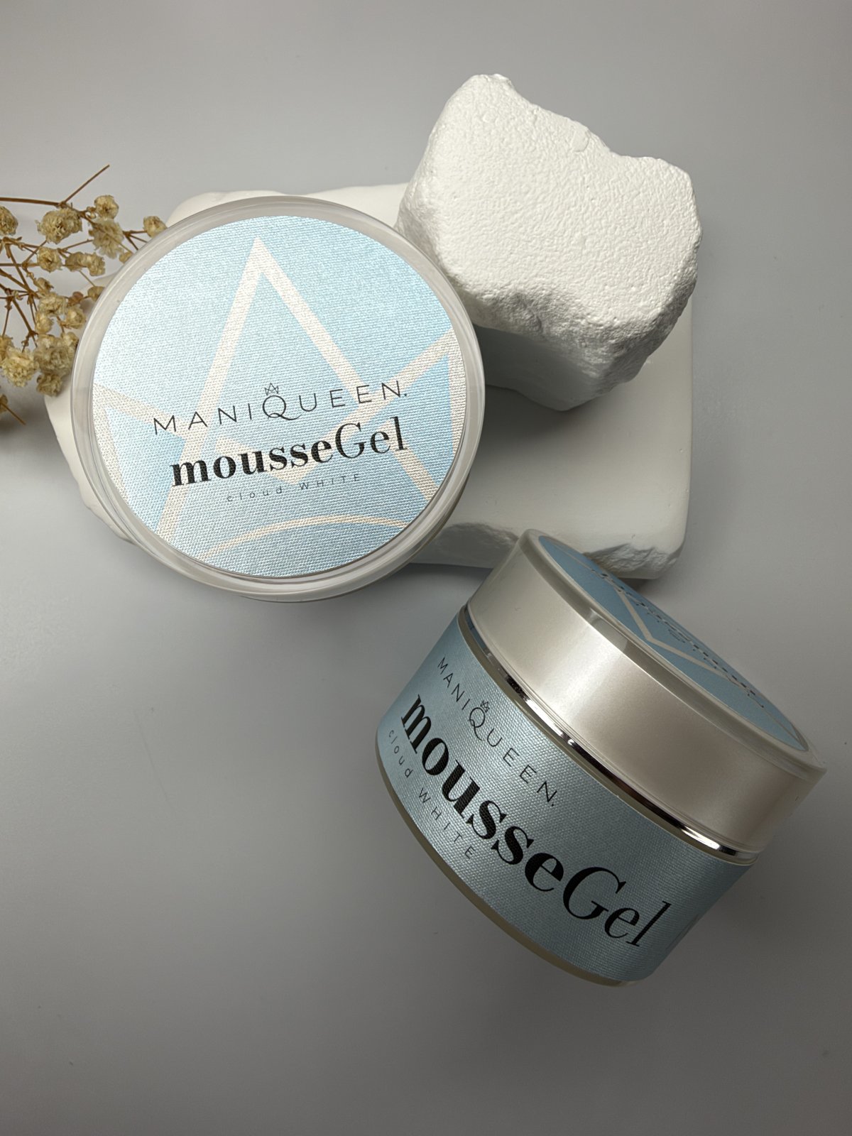 ManiQueen mousseGel cloud white
